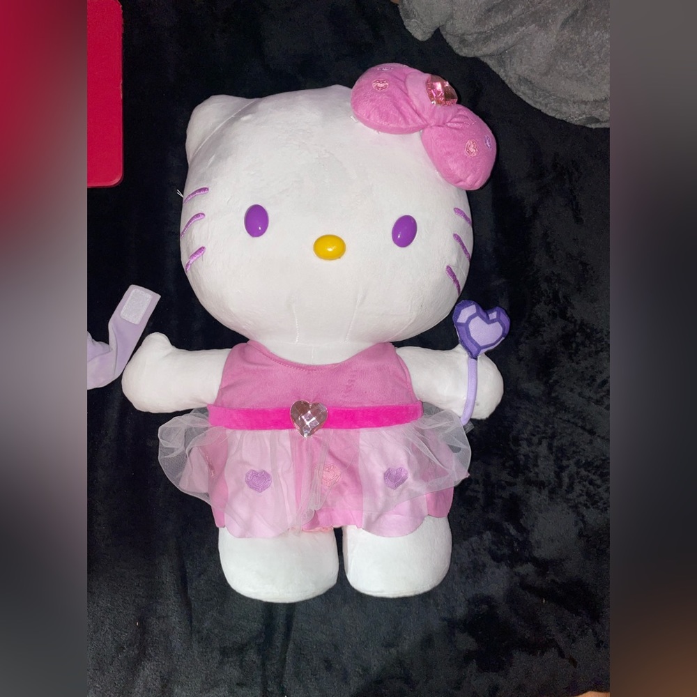 Hello kitty Sanrio Valentine’s Day collection